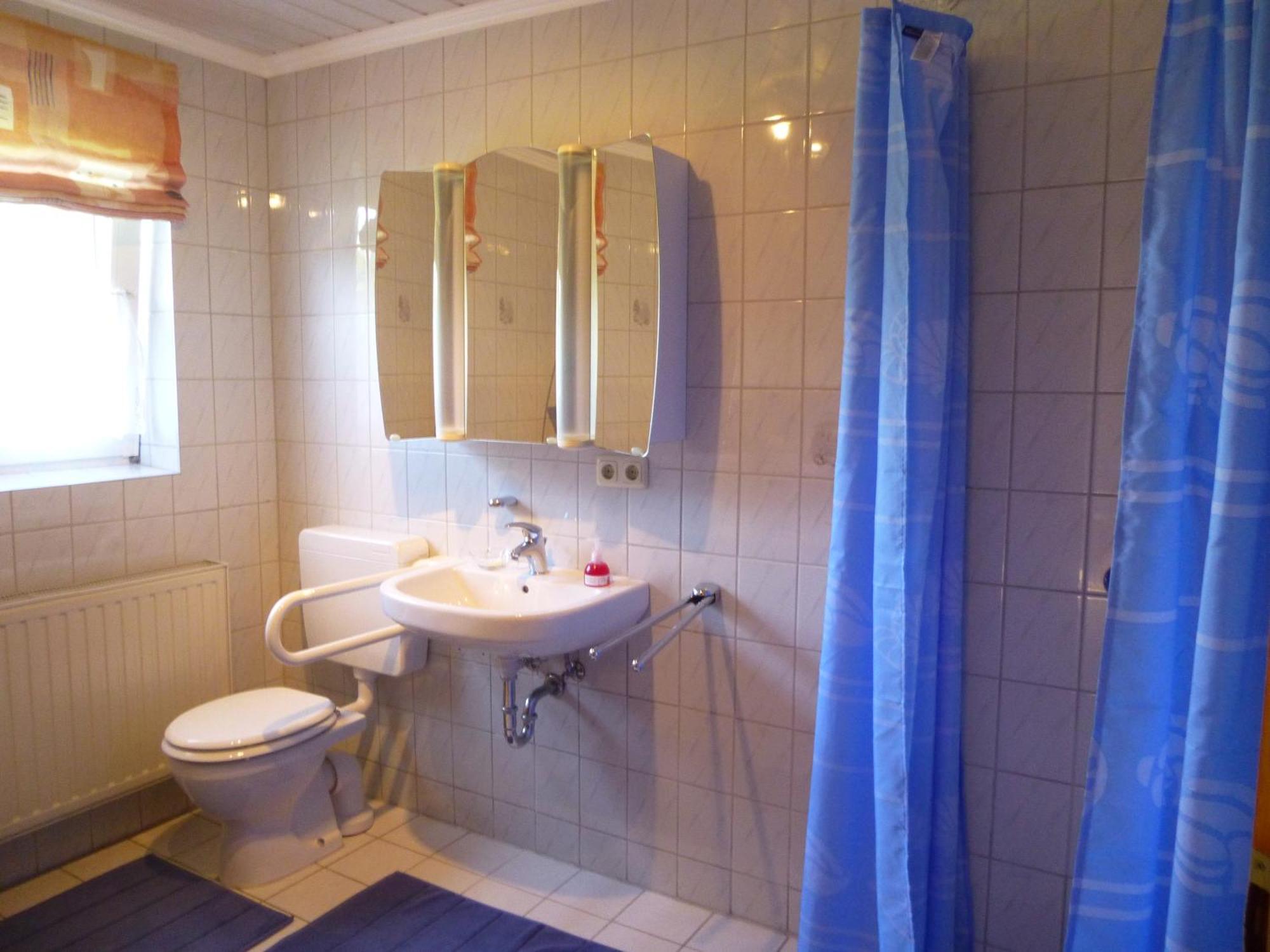 Ferienwohnung Stoeterau - Ebenerdige Fewo Mit Sonnenterrasse Erfde Exterior foto